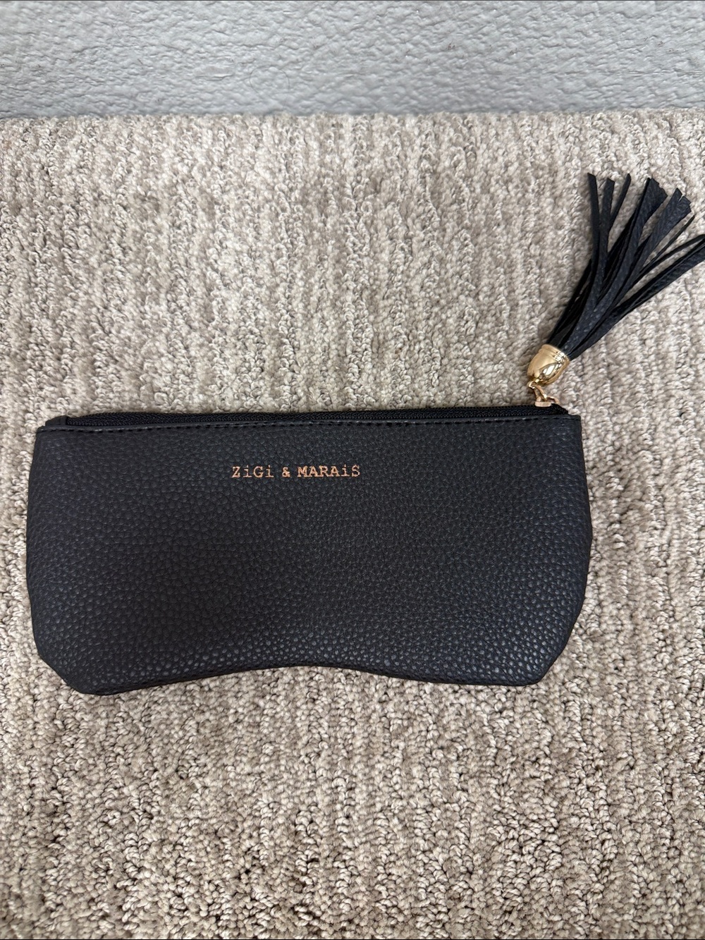 Zigi & Marais Black Pebbled Cosmetic Pouch with Tassel